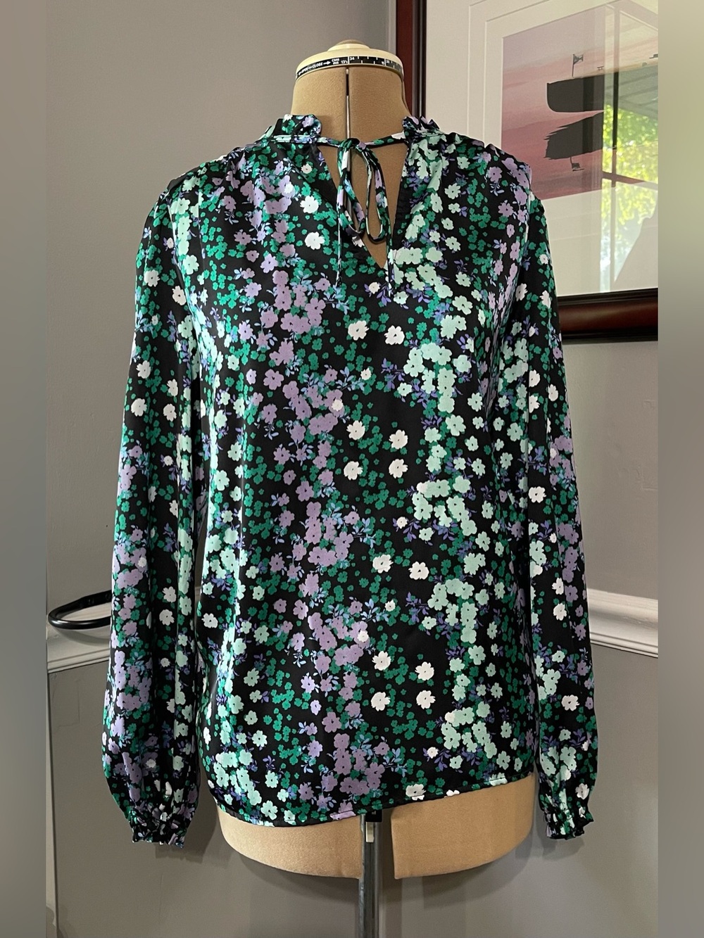LOFT sz XL Black Floral Tie-Neck Blouse with Green & Lavender Flowers